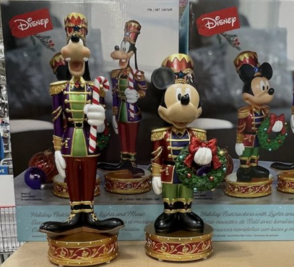 Disney Goofy and Mickey Nutcrackers LotsNThings!